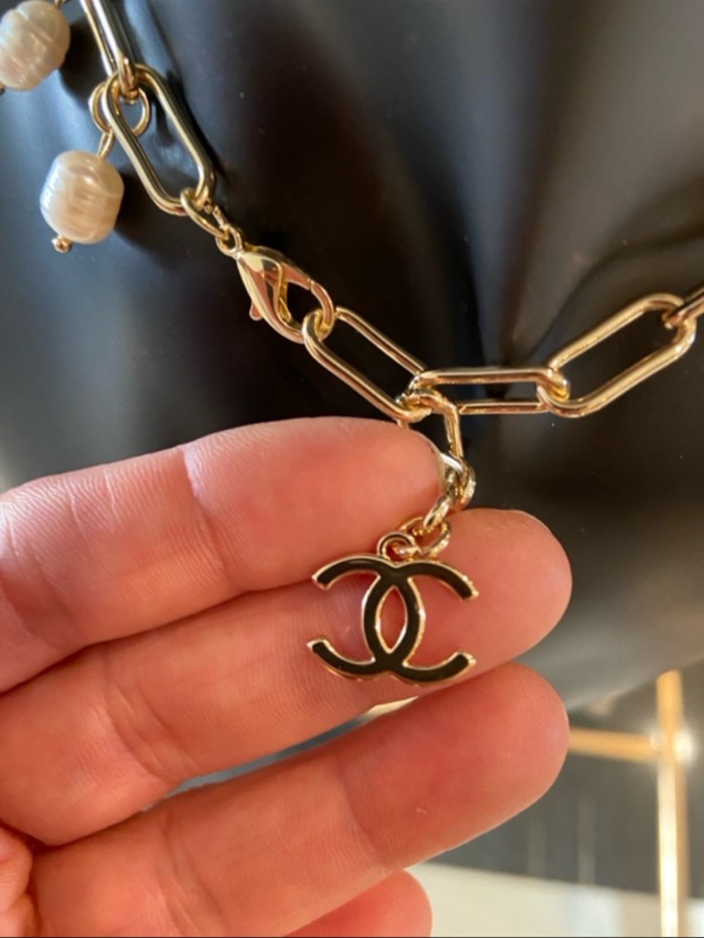 CHANEL Gold-Tone Chain Necklace with White Pearls and '5' Charm - Picture 6 of 13